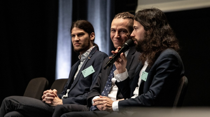 Když Piráti vybírají kandidáta do Senátu a všechna ideologie jde stranou