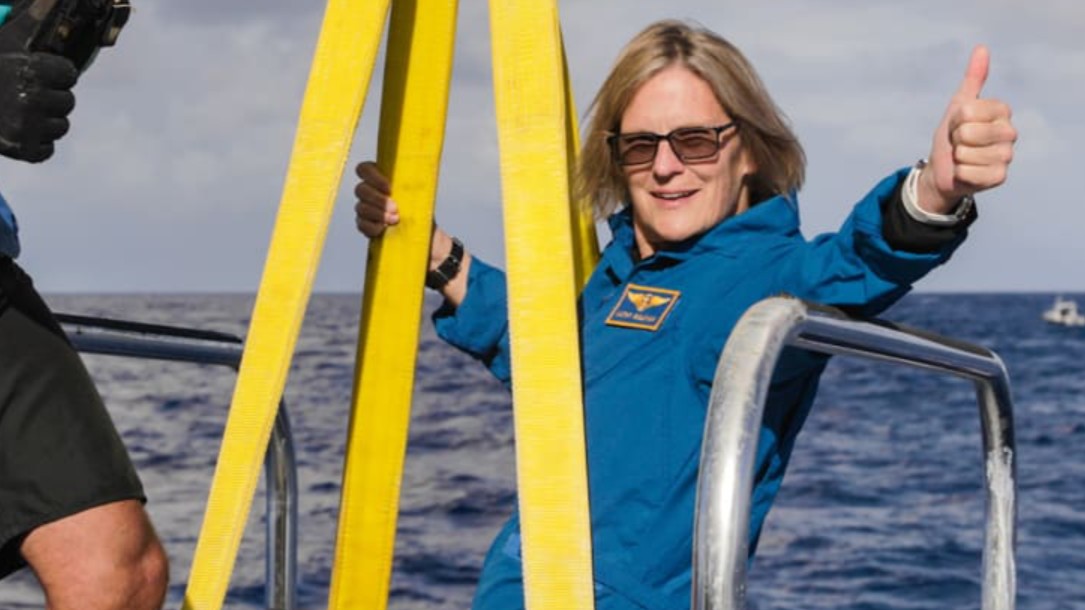 První člověk, který na vlastní kůži zažil vesmír i propastnou hlubinu