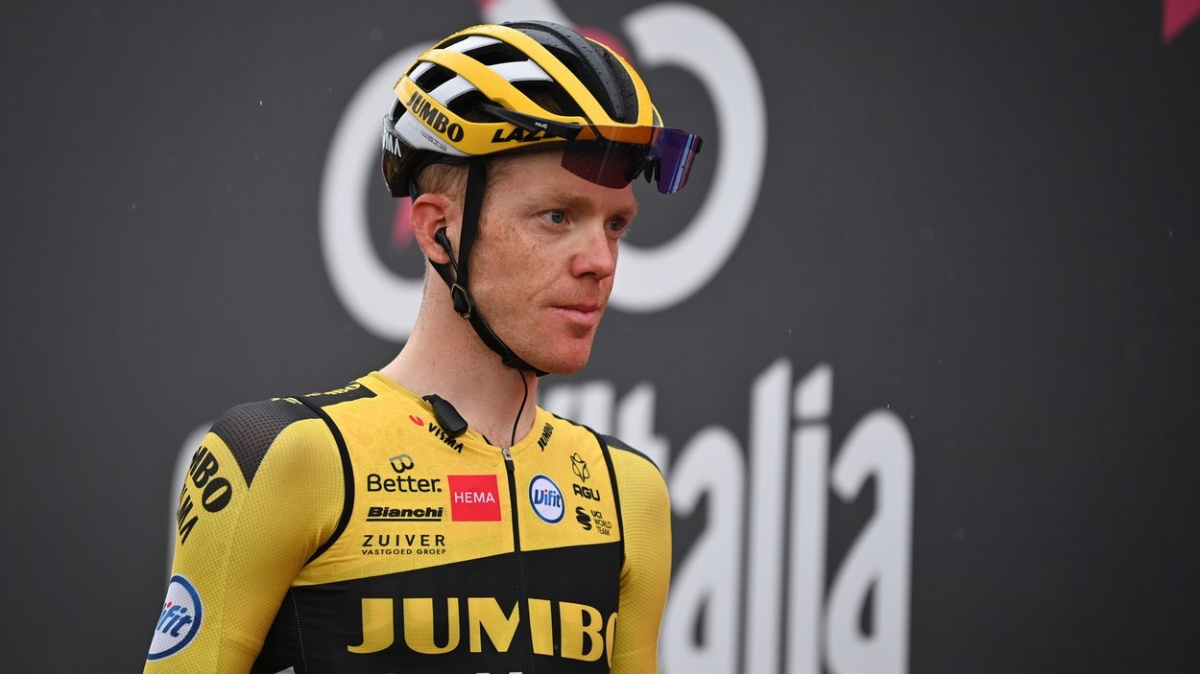 Na Giru kvůli covidu-19 skončil Kruijswijk, Matthews a dva celé týmy