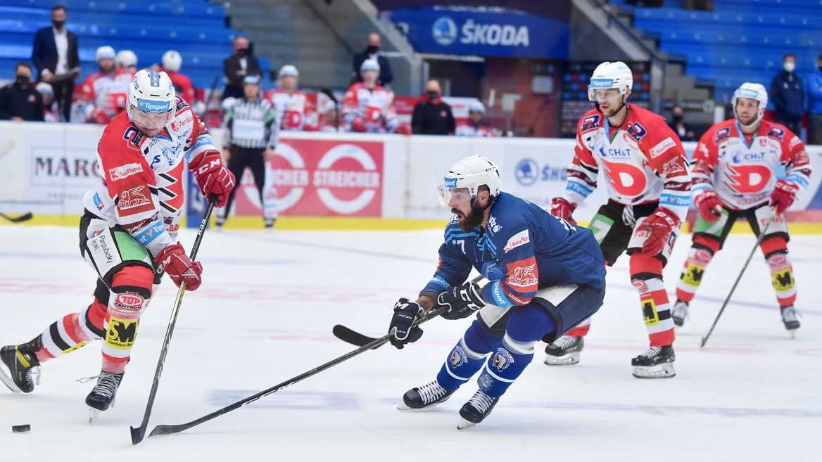 Hokejová extraliga: Litvínov dosáhl na body, Hradec přišel o neporazitelnost