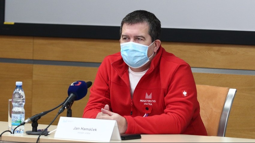 Sněmovna schválila daňové změny, ČSSD kvůli tomu ale z vlády neodejde