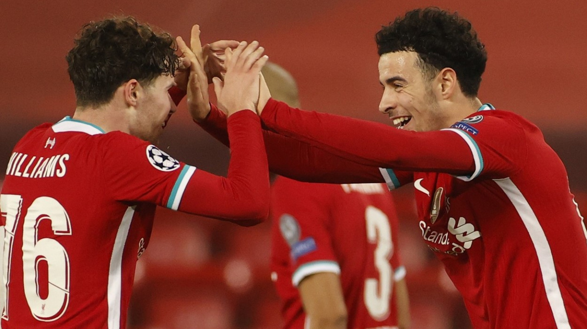 Obrovská marodka? Nevadí. Fotbalový Liverpool táhnou teenageři, co přepisují rekordy