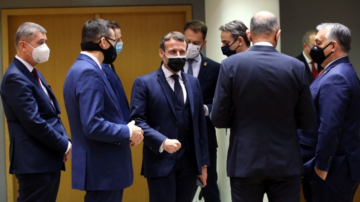 Summit EU přesvědčil Maďary a Poláky, unijní peníze jsou odblokovány