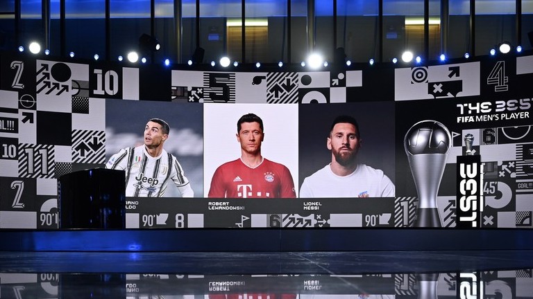 Nejlepším fotbalistou světa je podle FIFA Robert Lewandowski