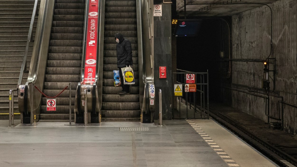 Česko přejde v neděli do nejvyššího stupně PES