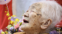 Nejstarší člověk světa oslavil narozeniny: Japonské dámě je 118