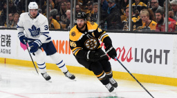 Nejlépe placeným hráčem NHL bude útočník Matthews, z Čechů David Krejčí