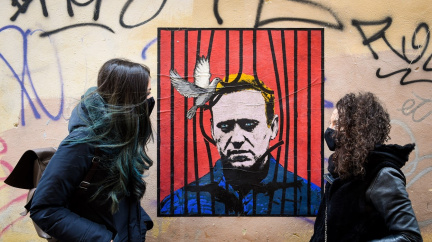 Navalnyj odsouzen na 3,5 roku vězení