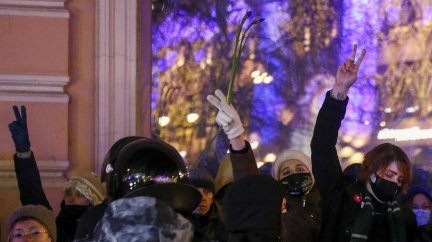 Se svítícími telefony proti Kremlu: Navalného tým chystá nový protest