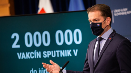 Aktualizováno: Slovensko získalo ruskou vakcínu. Slovenská koalice kvůli nákupu Sputniku čelí krizi