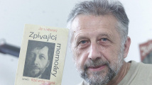 Zemřel humorista, básník a kabaretiér Jan Vodňanský