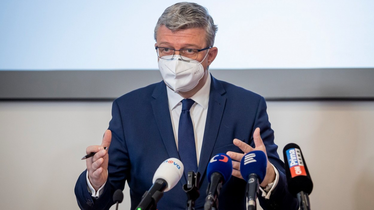 Firmy od 10 do 49 pracovníků musejí začít s testováním