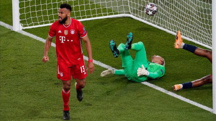 Bayernu nepomohla ani výhra v Paříži, v Lize mistrů skončil ve čtvrtfinále