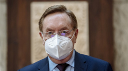 Arenberger: Na konci června by se mohlo otevřít očkování pro všechny nad 40 let