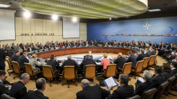 Ministři zahraničí NATO budou jednat o Ukrajině a připomenou si založení aliance