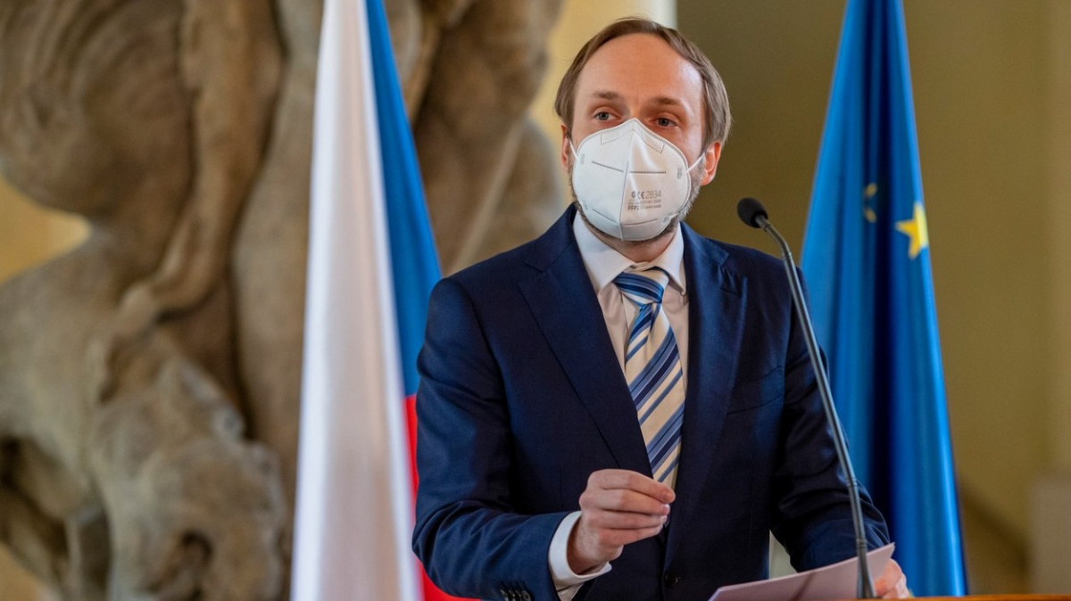 Česko vyhostí další zaměstnance ruské ambasády