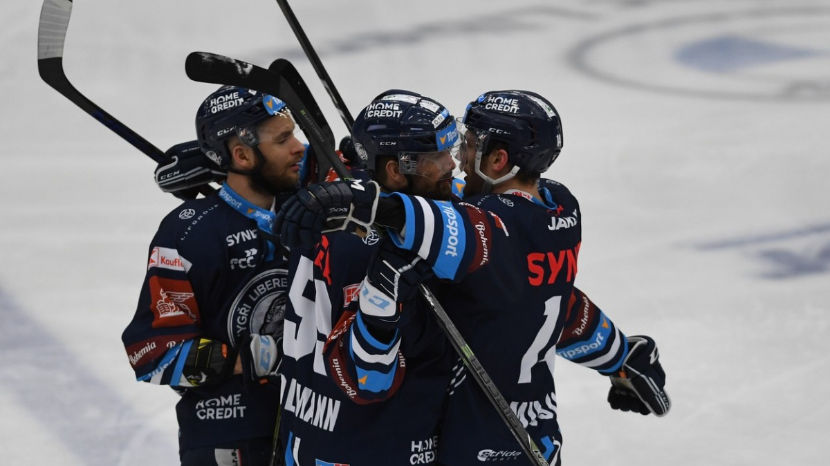 Hokejisté Liberce porazili Třinec, v boji o titul snížili na 1:2 na zápasy