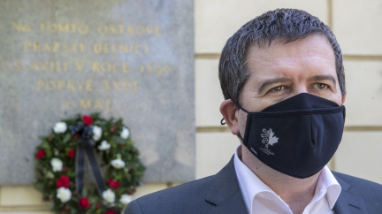 Aktualizováno: Obchod s bezpečností republiky? Hamáček měl údajně vyměnit informace o Vrběticích za ruské vakcíny