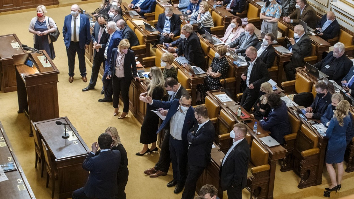 Sněmovna schválila nová pravidla pro kurzarbeit