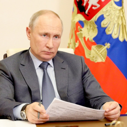 Německo nebude mít na Putinově inauguraci zástupce, Francie ano, píše Reuters