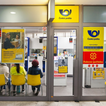 Česká pošta rozšířila testování mobilní pošty do dvou obcí na Trutnovsku
