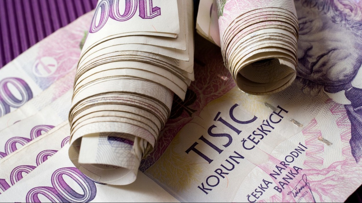 Živnostníci mohou o ošetřovné za duben a květen žádat od pondělí