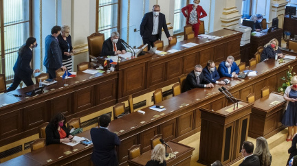 Aktualizováno: Babišova vláda dnes čelí pokusu o vyslovení nedůvěry