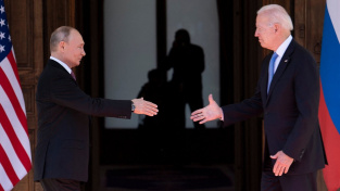 Prezidenti Ruska a USA po úvodním ceremoniálu jednali za zavřenými dveřmi pouze ve společnosti šéfů diplomacií svých zemí
