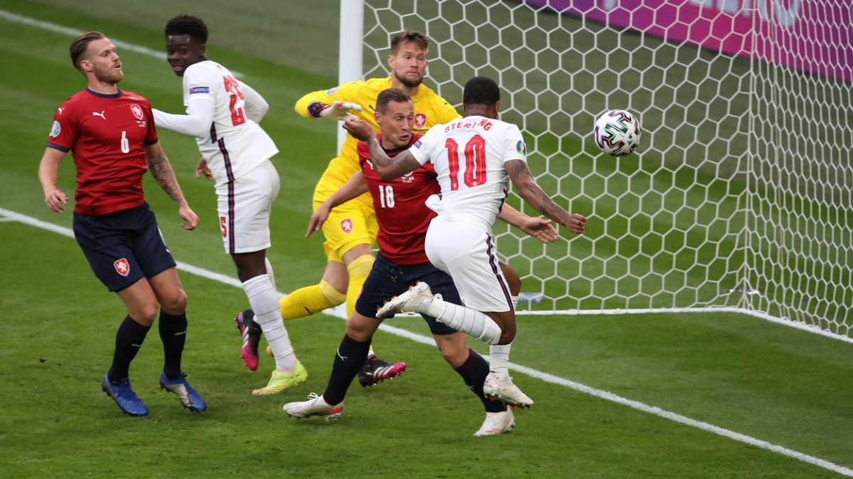 Češi na Euru zakončili skupinu prohrou s Anglií a postupují z třetího místa