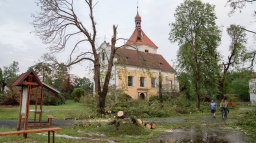 Vládní pomoc poničené obci? Ruku na to! žádal Babiše starosta