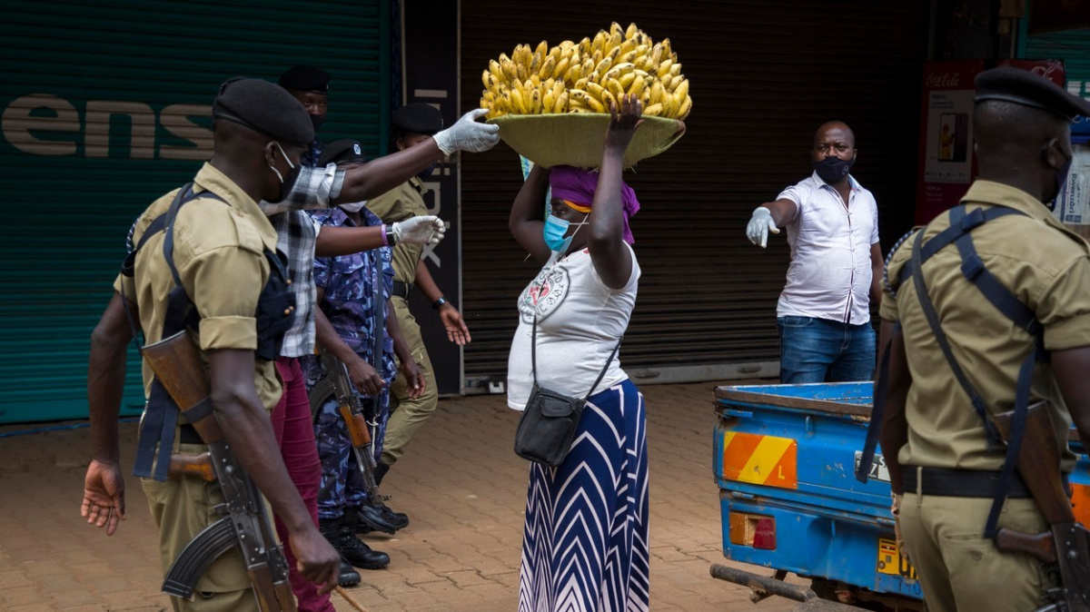 Ruská technologie bude sledovat pohyb všech aut – zatím jen v Ugandě