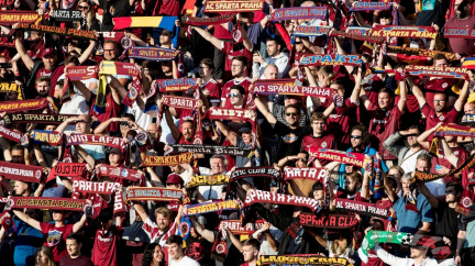 Fanouškům, kteří rasisticky uráželi hráče Monaka, zakáže Sparta vstup na zápasy