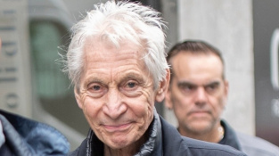 Zemřel Charlie Watts, bubeník legendárních Rolling Stones