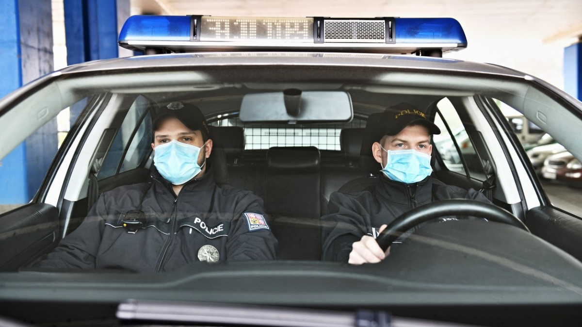 Platy zaměstnanců státu porostou, připouští Babiš