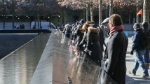 Amerika si připomíná 20. výročí teroristických útoků z 11. září 2001