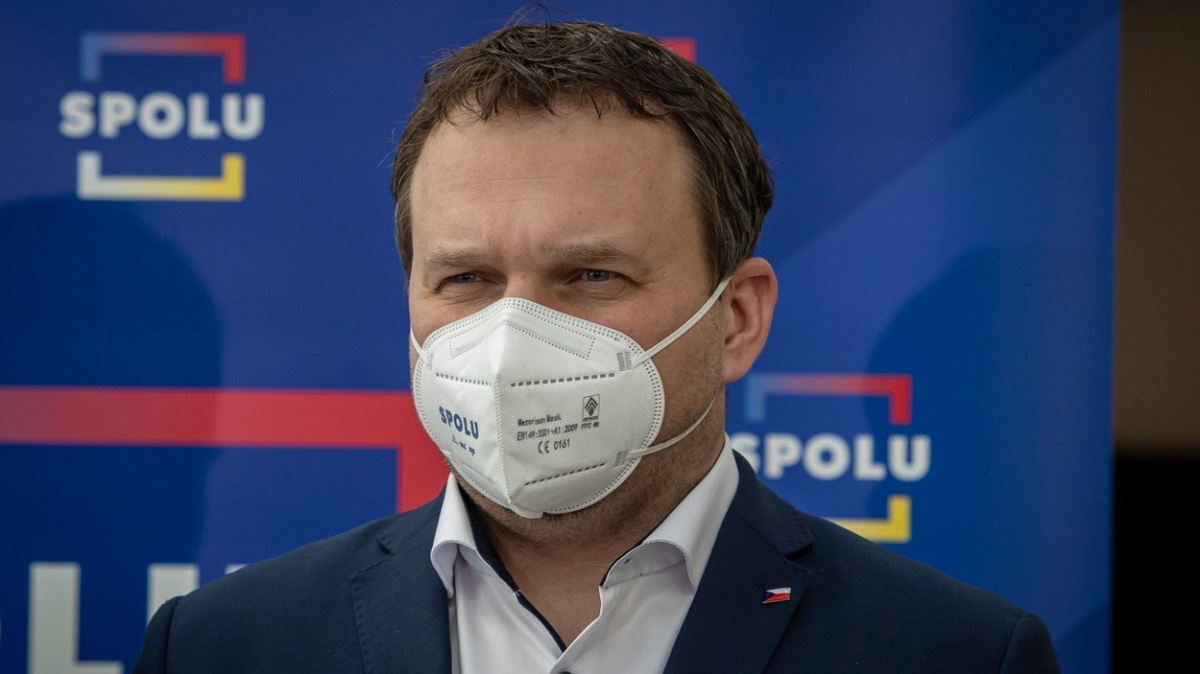 Jurečka ustoupil od požadavku jednotného postoje Spolu k sňatkům homosexuálů