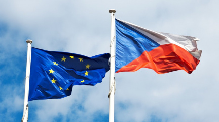 Česko obdrží od Evropské komise prvních 23 miliard korun z mimořádného fondu obnovy