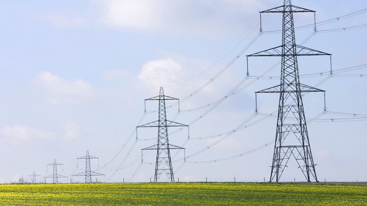 Evropská komise řeší rostoucí ceny energií, příští týden zveřejní návrh možných opatření