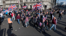 Brexitový spor o Severní Irsko sílí, mluví se o přiblížení k obchodní válce