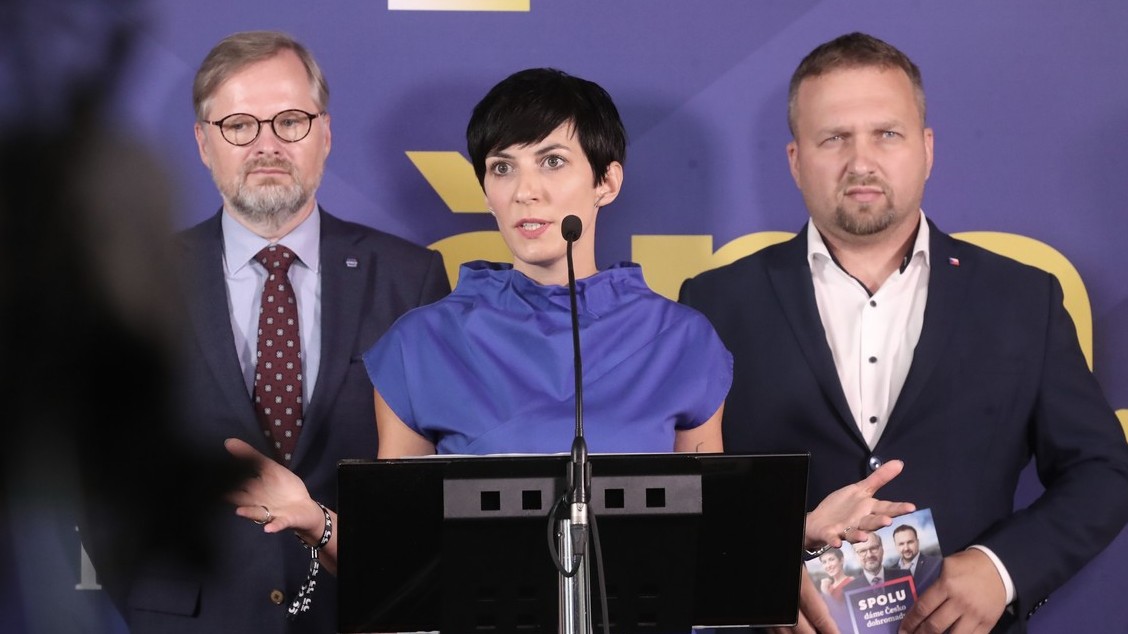 Seznam možných ministrů: Koalice se dohodly na 9 členech vlády pro Spolu a 6 pro PirSTAN