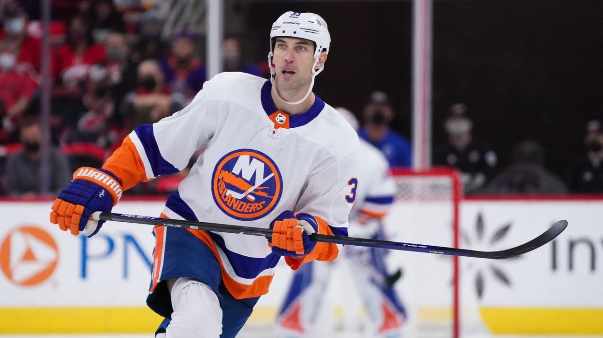 Slovenský obr v NHL překonává legendy, brzy bude kralovat obráncům