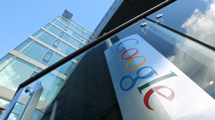 Nejsilnější státy světa potvrdily 'Google daň‘. Česku může přinést šest miliard