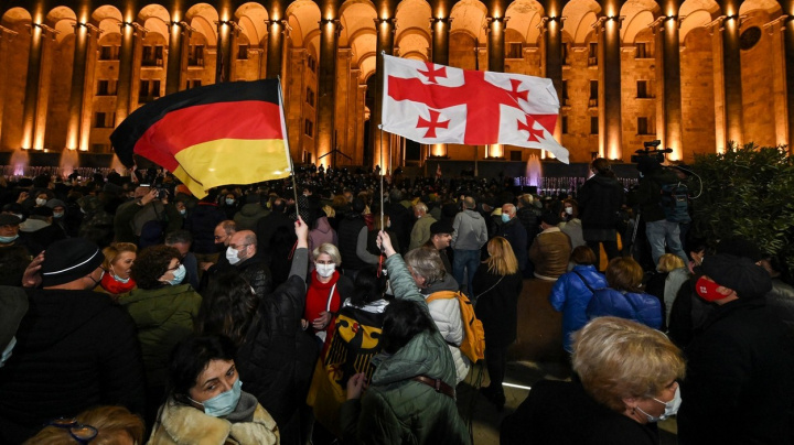 Saakašvili je výjimečný vězeň, milost mu ale nedám, prohlásila gruzínská prezidentka