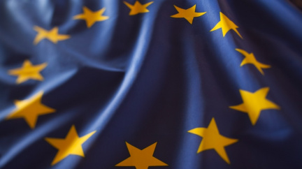 Odhady Evropské komise: Ekonomika EU poroste na pět procent