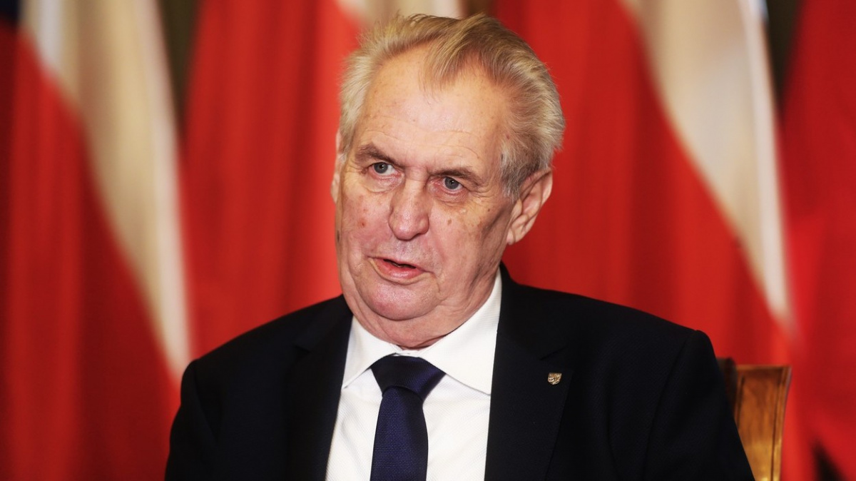 Zeman byl v nemocnici přeložen na jiné oddělení, setká se s Babišem a Čaputovou