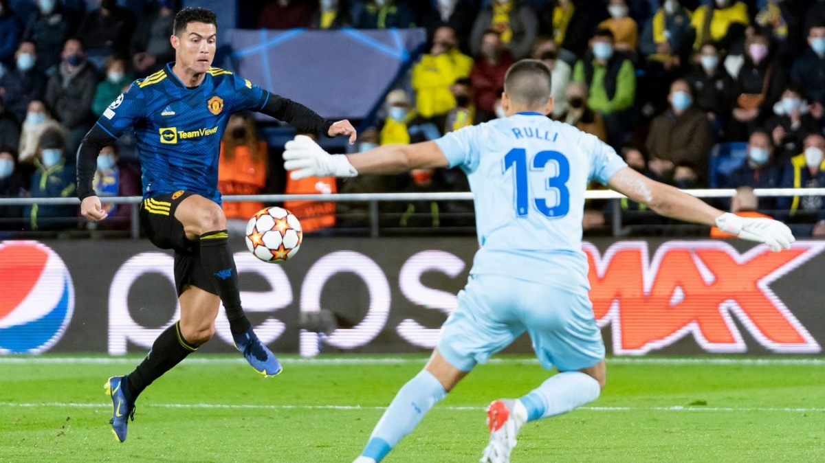 Ronaldo zajistil Manchesteru United postup do play off Ligy mistrů