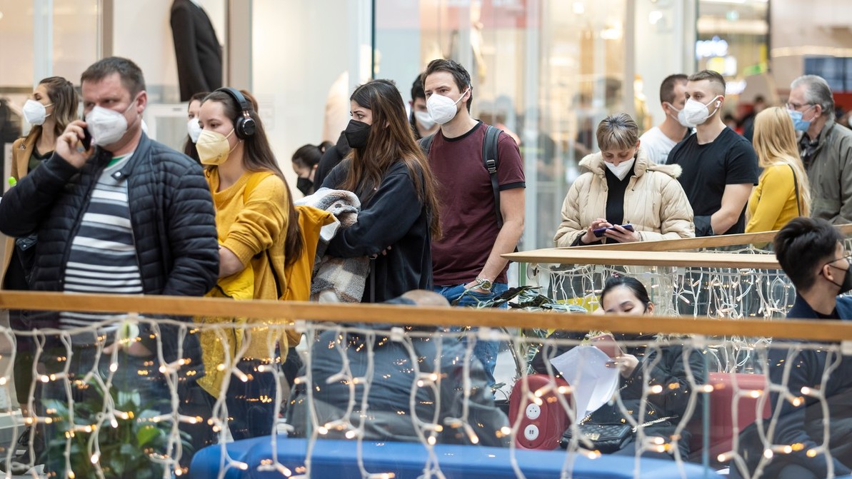 Kompenzace pro zasažené epidemií: Sněmovna schválila příspěvky pro podnikatele