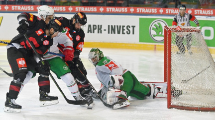 Hokejisté Sparty prohráli první zápas čtvrtfinále Ligy mistrů s Rögle 2:5