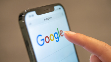 Co Češi letos nejvíc hledali na Googlu? Sčítání lidu, kryptoměny a fotbalové Euro
