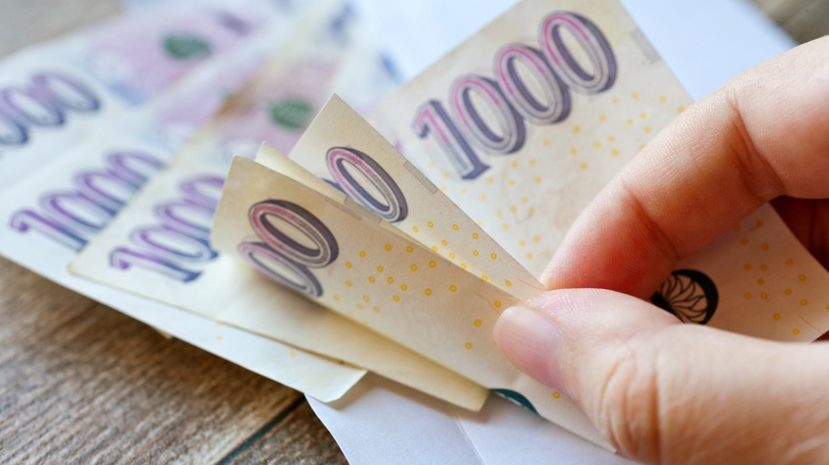 Senát schválil příspěvek pro podnikatele a lidi pracující na dohodu